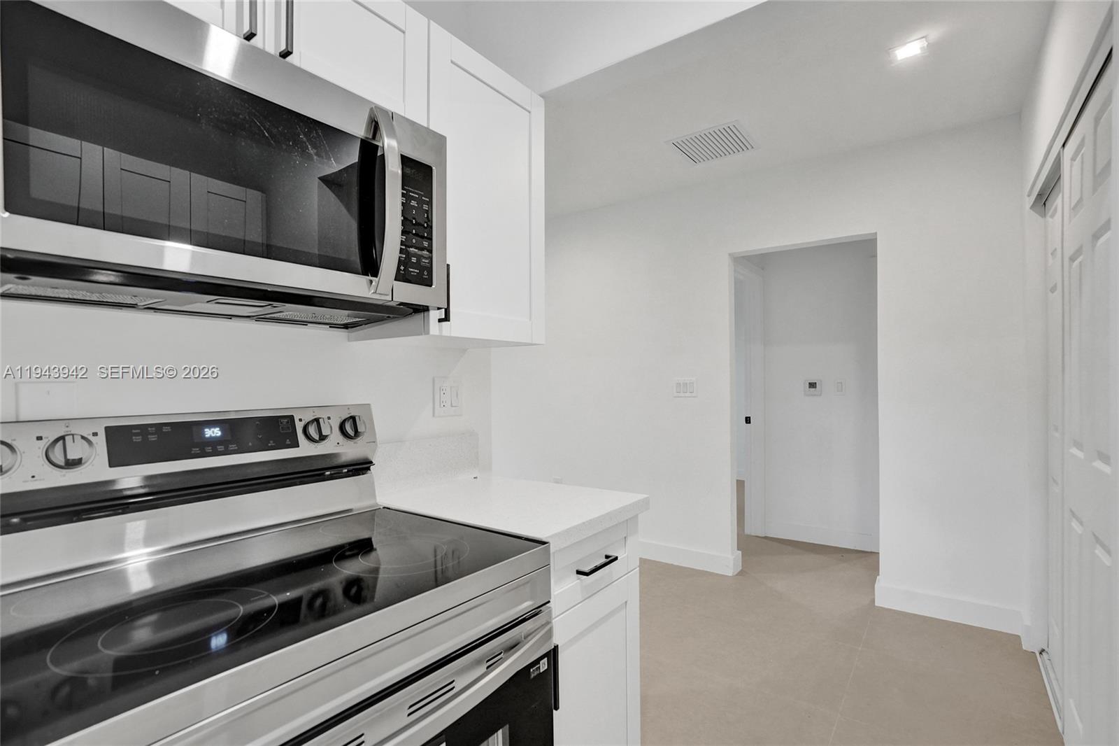 Подробнее / 2595 кв.футов $ 2026-01-12 0 Фото