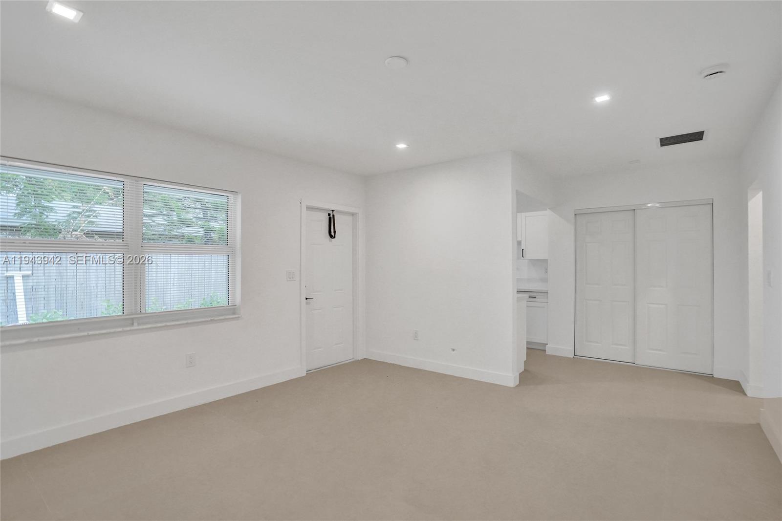 Подробнее / 2595 кв.футов $ 2026-01-12 0 Фото