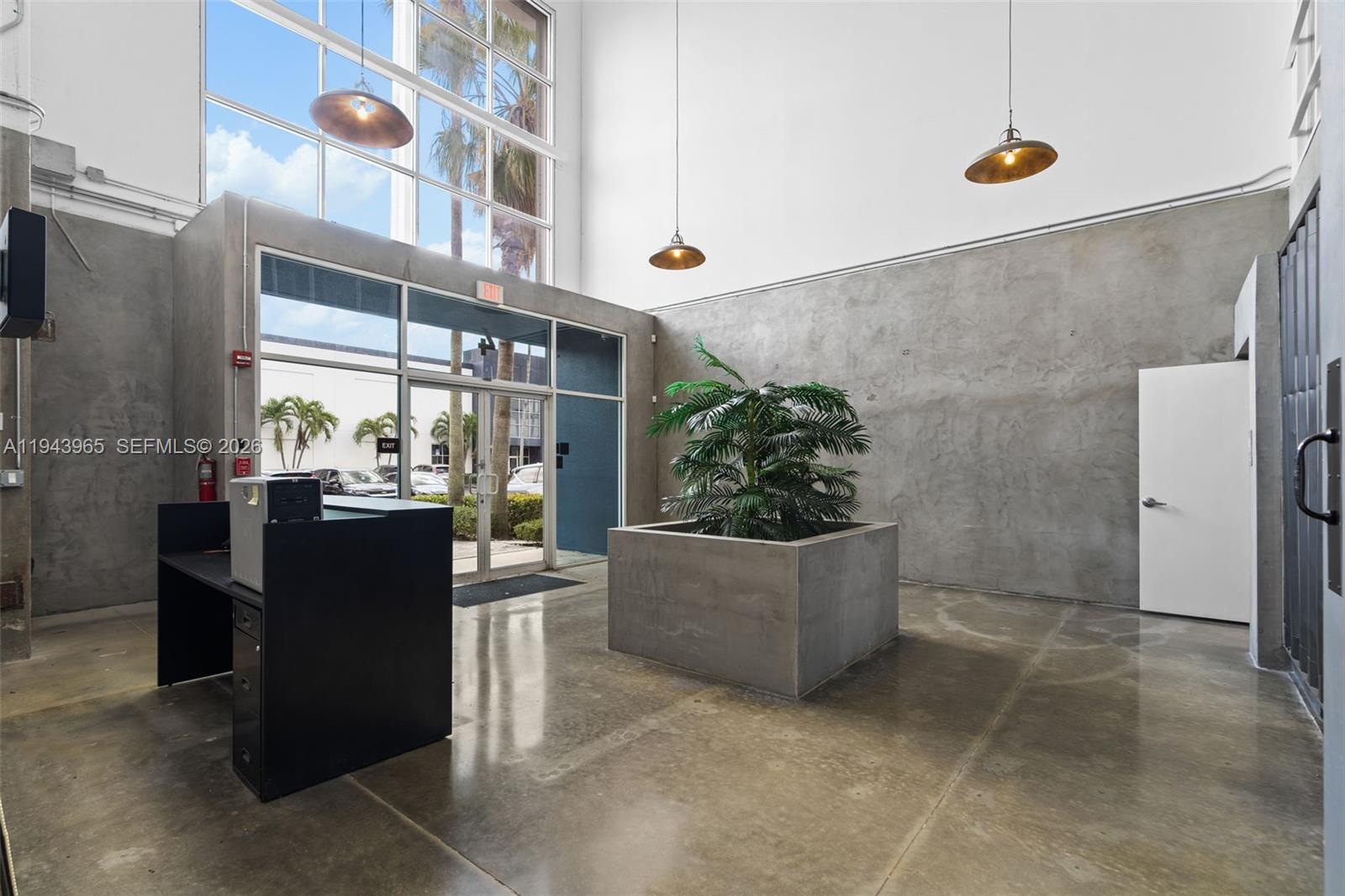 3  /   sq. ft. $ 2026-01-27 0 Photo