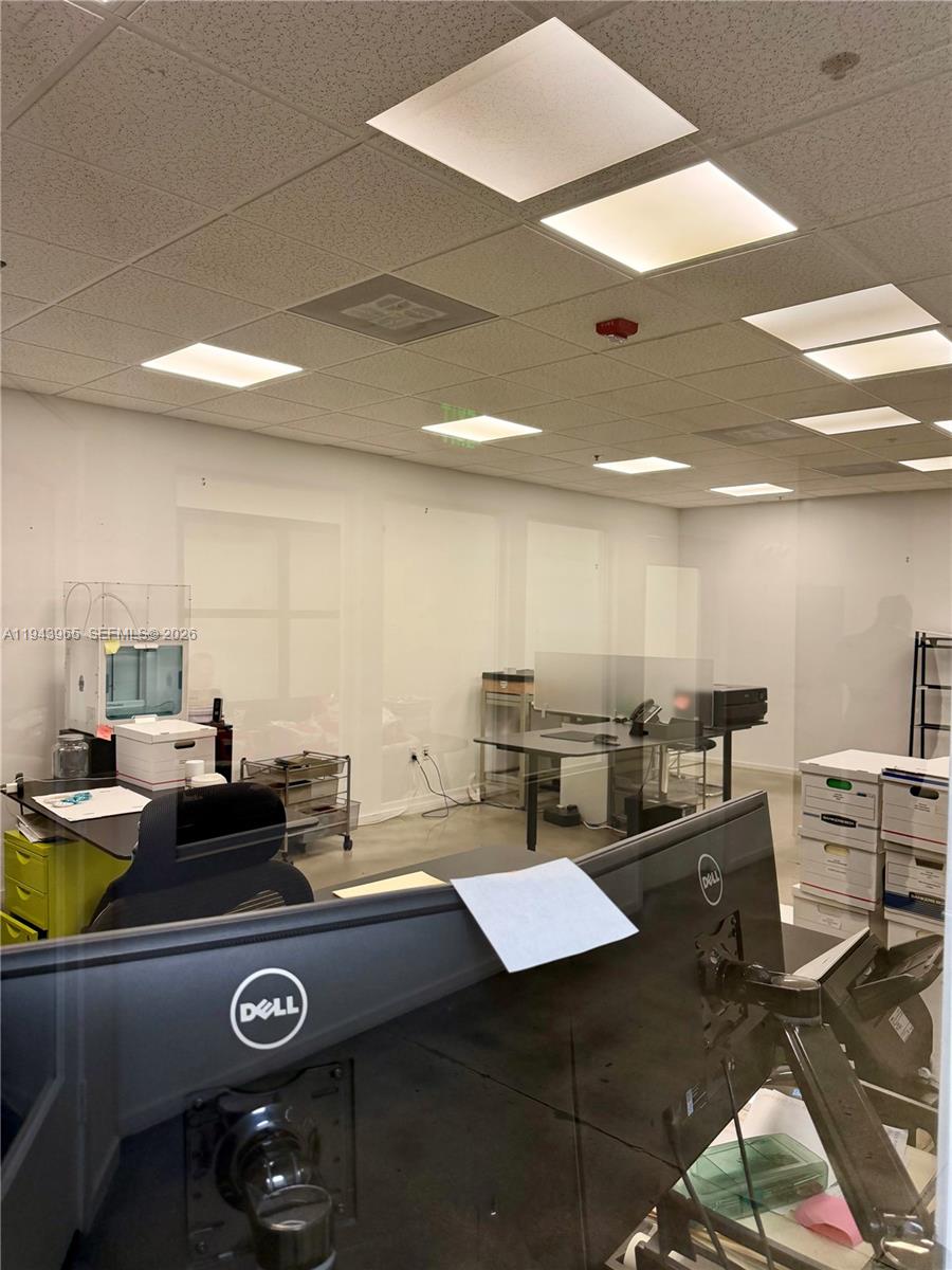 3  /   sq. ft. $ 2026-01-27 0 Photo