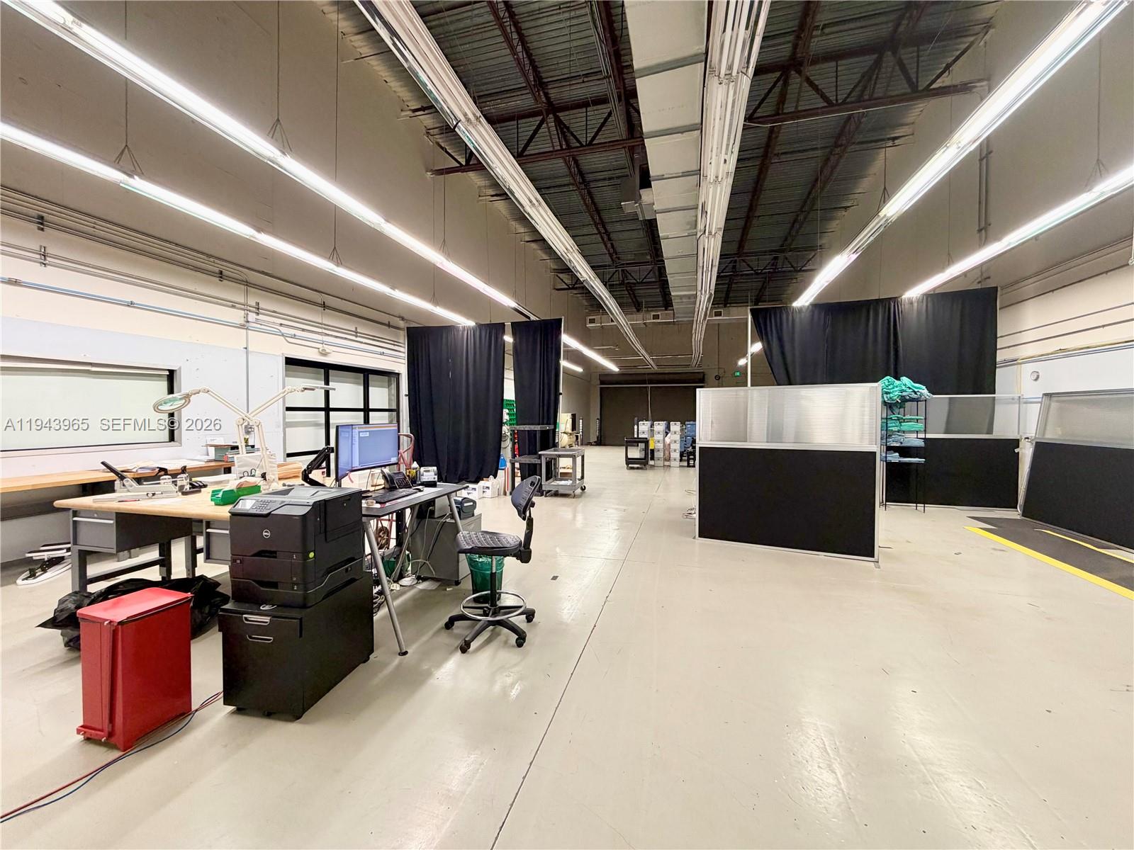 3  /   sq. ft. $ 2026-01-27 0 Photo