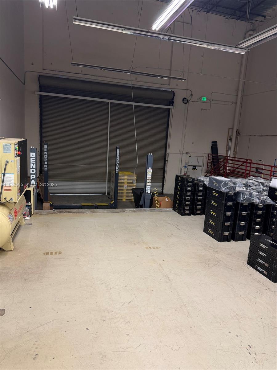 3  /   sq. ft. $ 2026-01-27 0 Photo