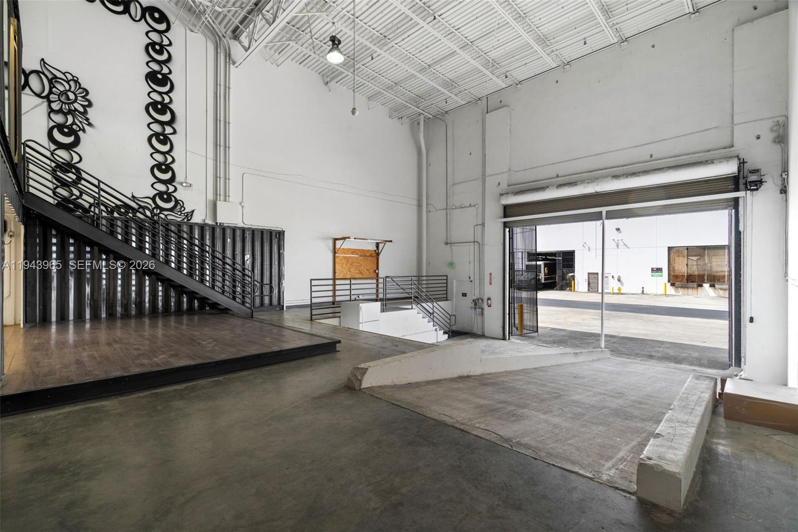 3  /   sq. ft. $ 2026-01-27 0 Photo