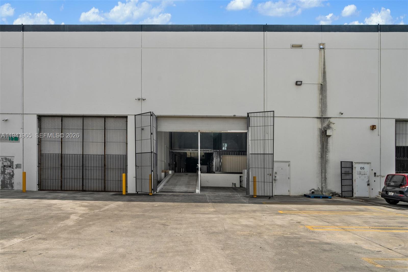 3  /   sq. ft. $ 2026-01-27 0 Photo