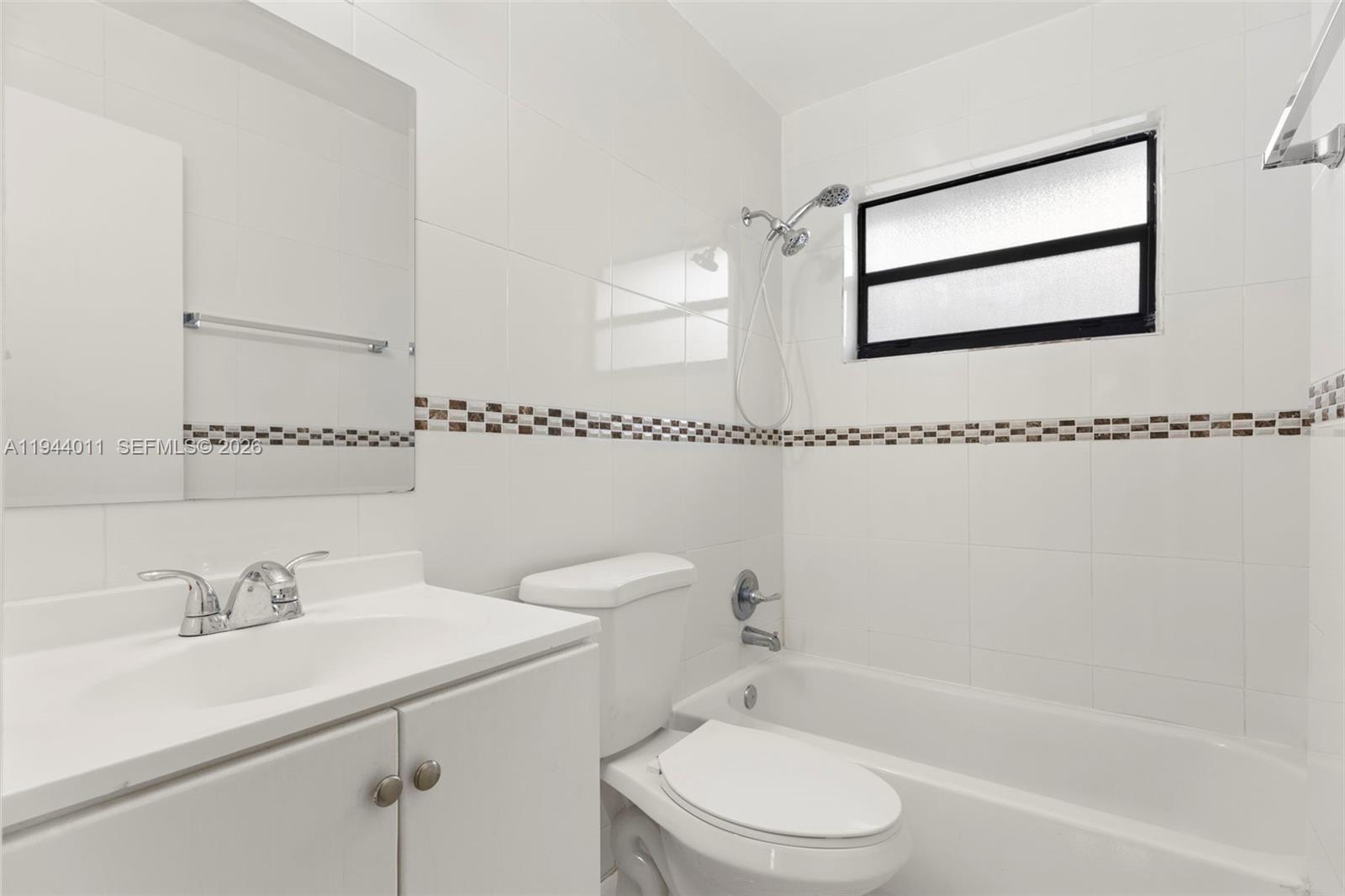   /  2250 кв.футов $ 2026-01-12 0 Фото