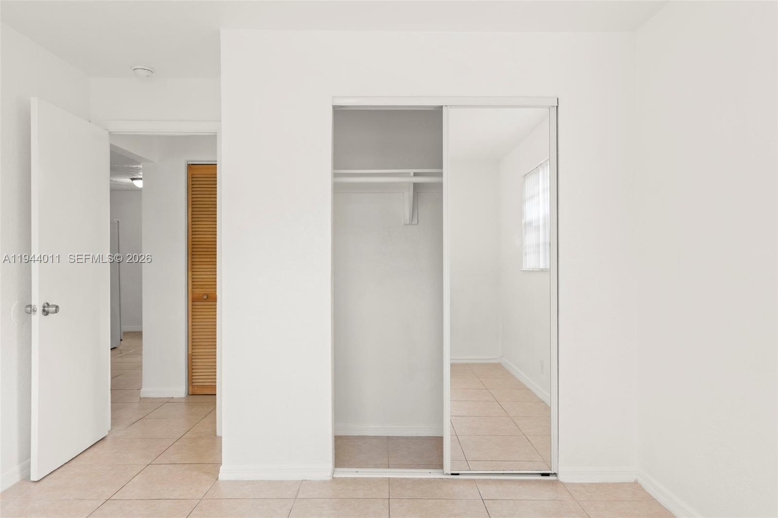   /  2250 кв.футов $ 2026-01-12 0 Фото