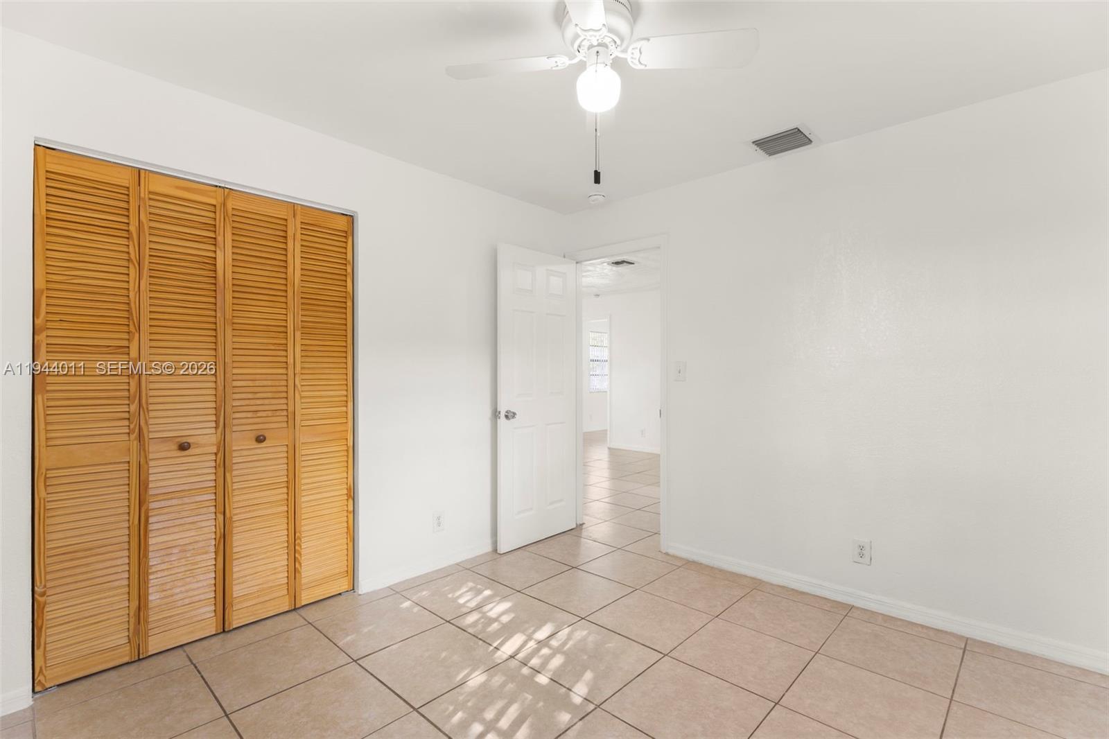   /  2250 кв.футов $ 2026-01-12 0 Фото