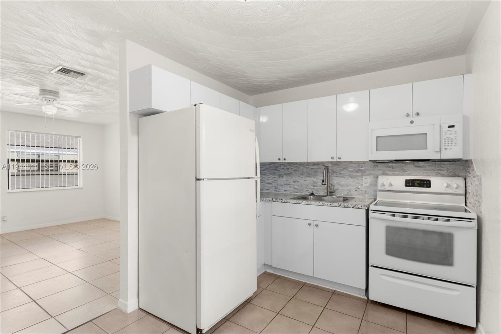   /  2250 кв.футов $ 2026-01-12 0 Фото