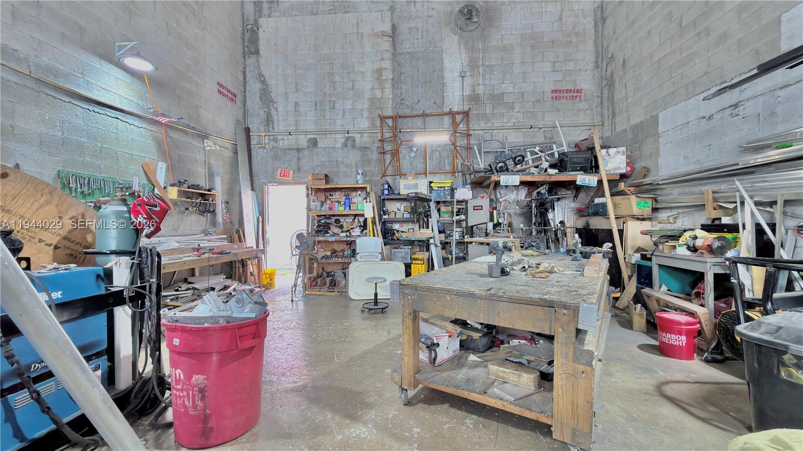   /   sq. ft. $ 2026-01-12 0 foto