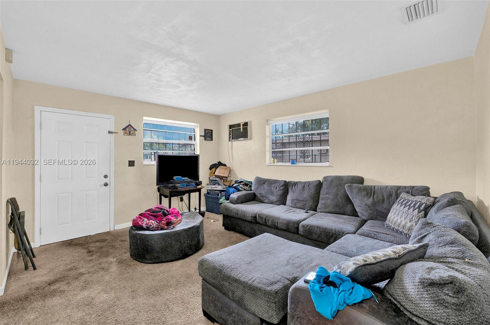   /  2143 кв.футов $ 2026-01-12 0 Фото