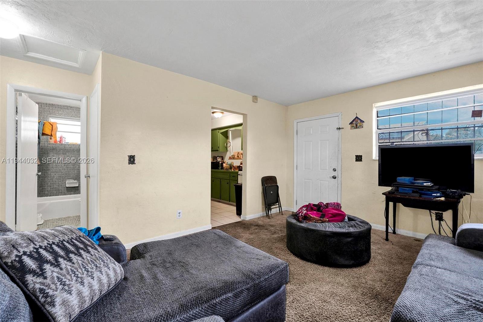   /  2143 кв.футов $ 2026-01-12 0 Фото