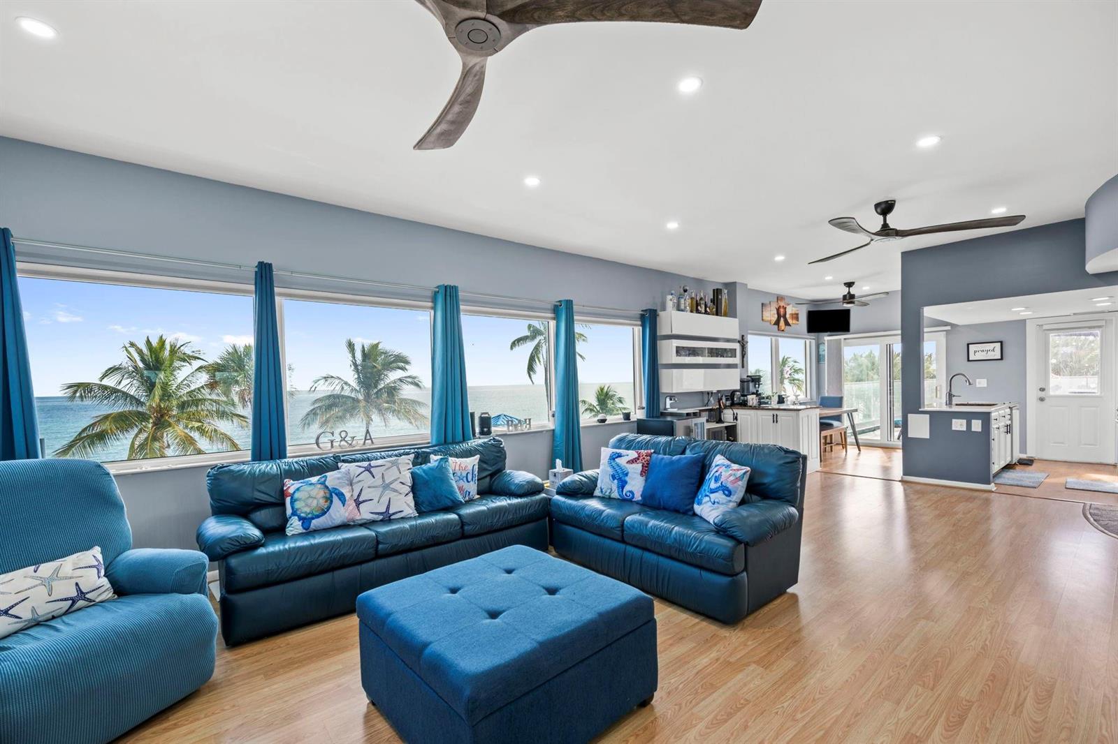 Ver detalles / 0 8240 sq. ft. $ 2026-06-21 0 foto