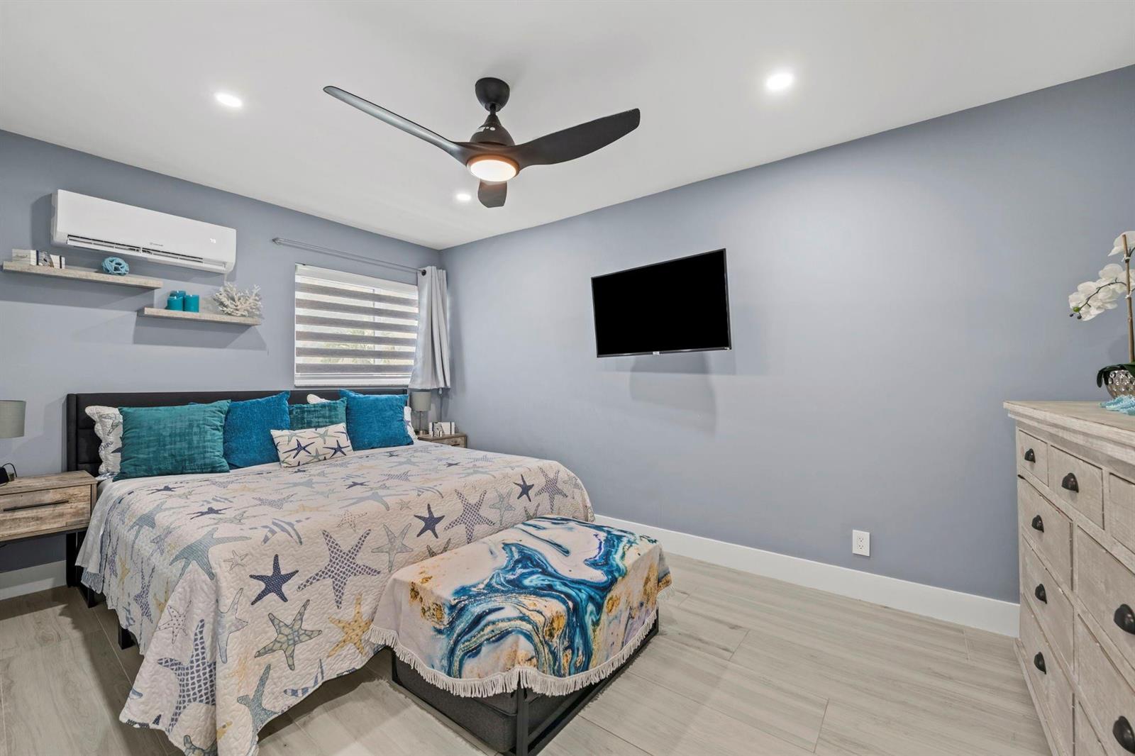 Ver detalles / 0 8240 sq. ft. $ 2026-06-21 0 foto
