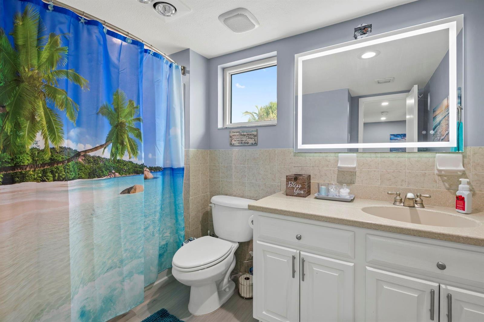 Ver detalles / 0 8240 sq. ft. $ 2026-06-21 0 foto