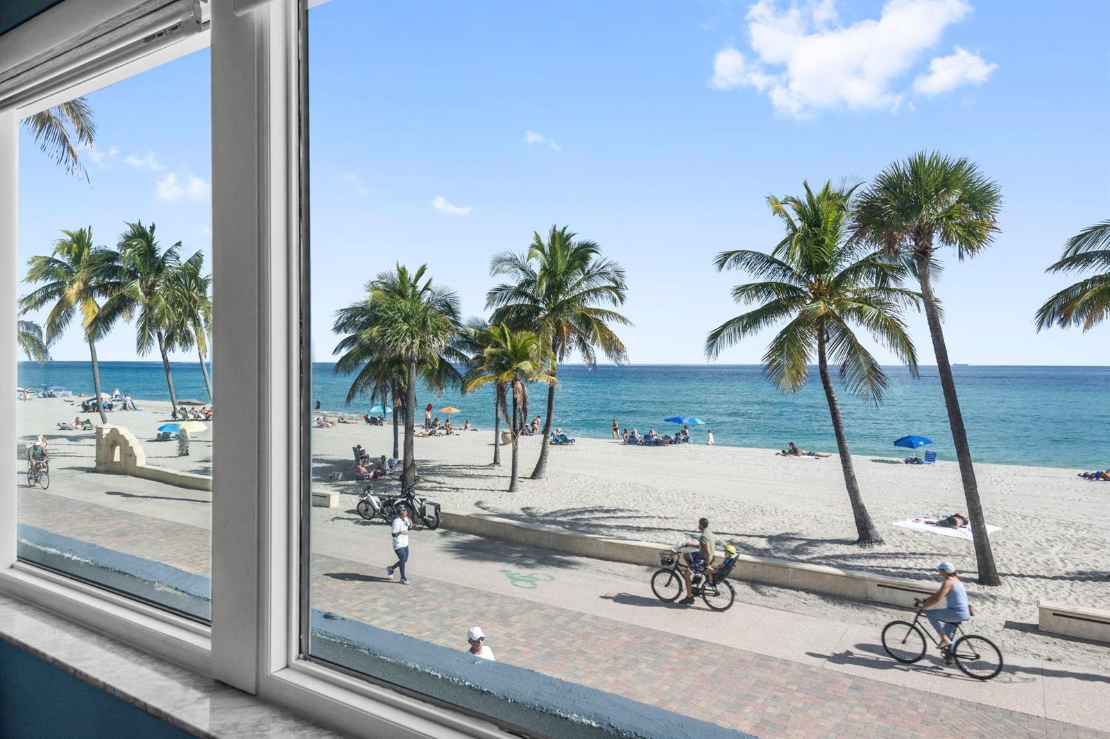 Ver detalles / 0 8240 sq. ft. $ 2026-06-21 0 foto
