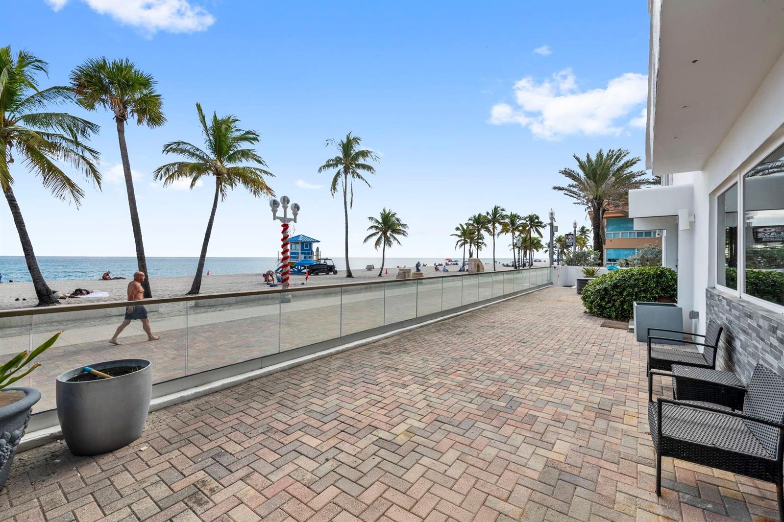 Ver detalles / 0 8240 sq. ft. $ 2026-06-21 0 foto