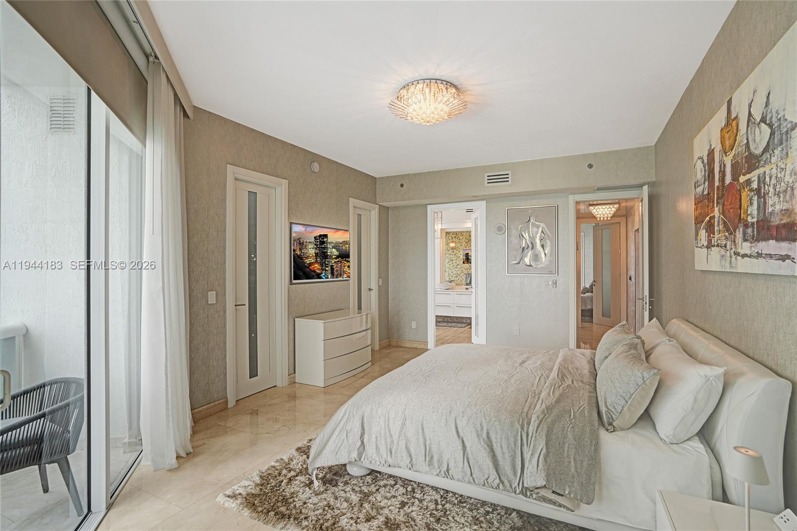 3006 3 / 4 2327 sq. ft. $ 2026-01-12 0 foto