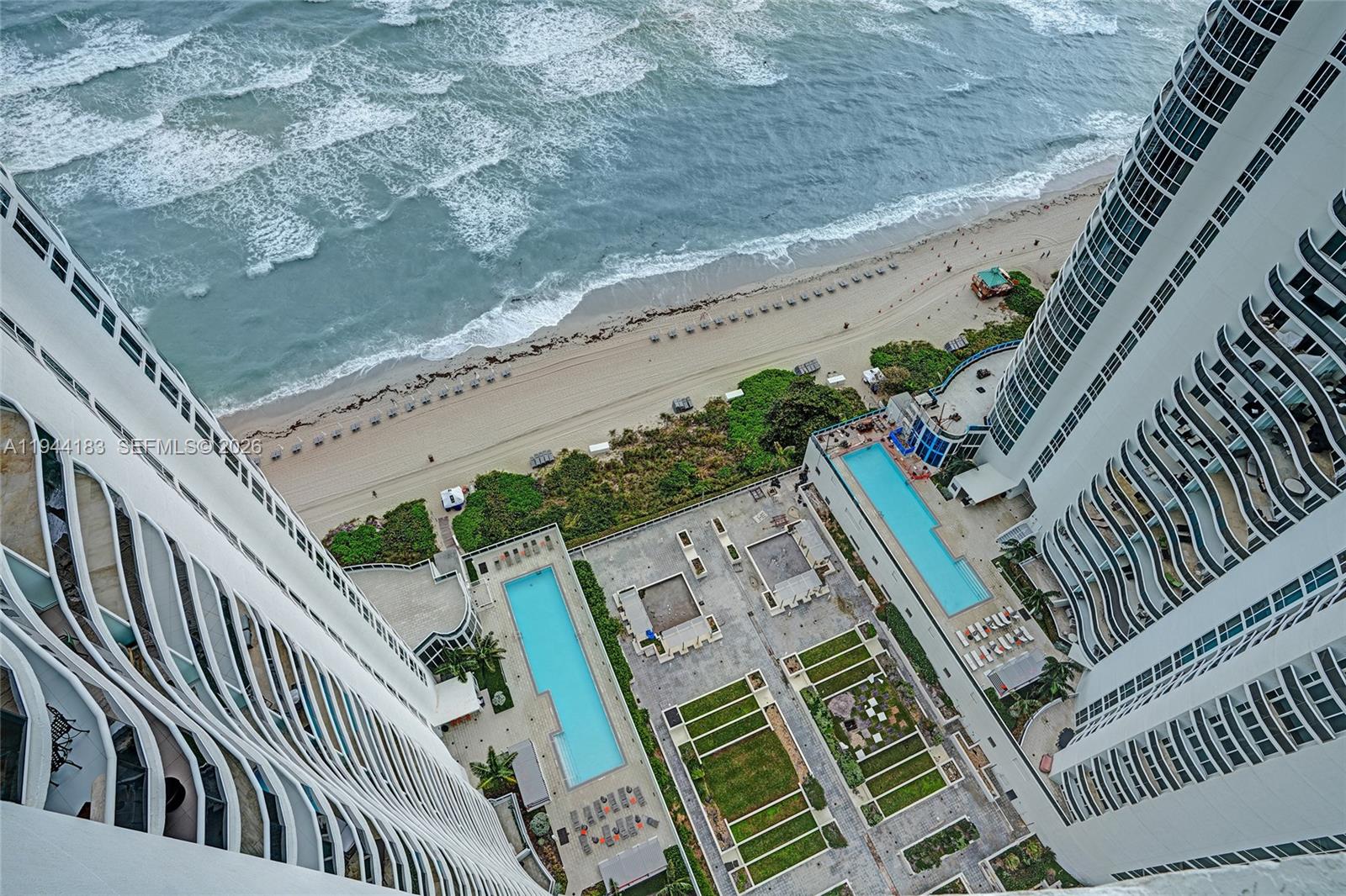 3006 3 / 4 2327 sq. ft. $ 2026-01-12 0 foto