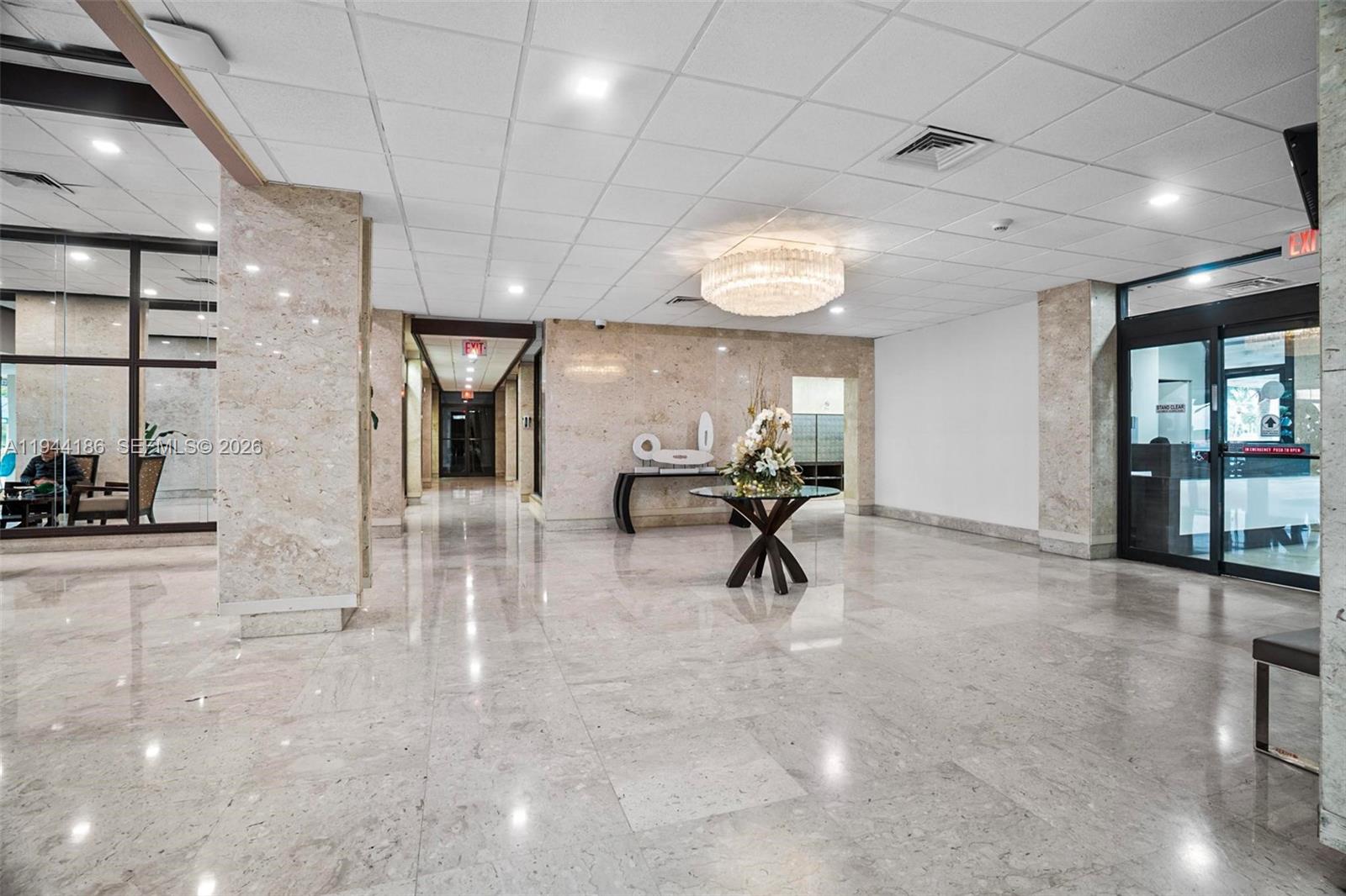 2108 2 / 2 1220 кв.футов $ 2026-01-12 0 Фото