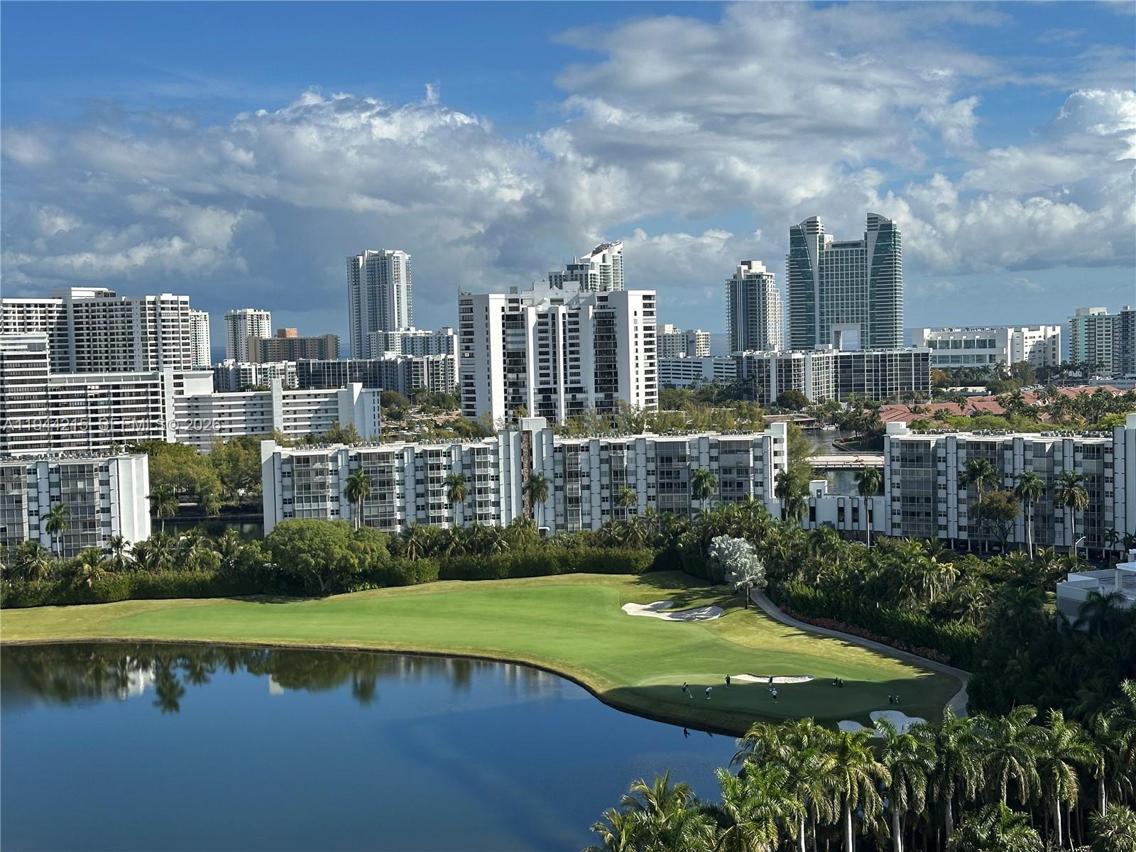 Фото 1755 Hallandale Beach Blvd  #1605E, Hallandale Beach, Florida, 33009 - 