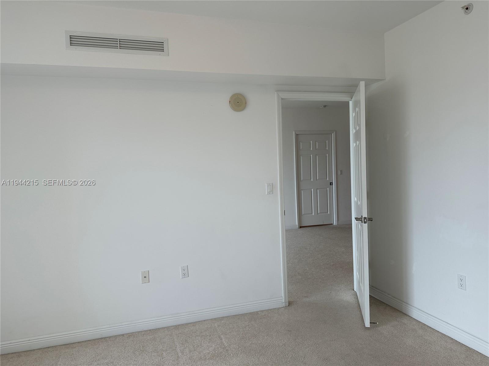 Фото 1755 Hallandale Beach Blvd  #1605E, Hallandale Beach, Florida, 33009 - 