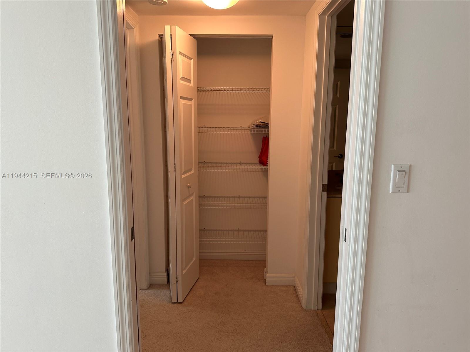 Фото 1755 Hallandale Beach Blvd  #1605E, Hallandale Beach, Florida, 33009 - 