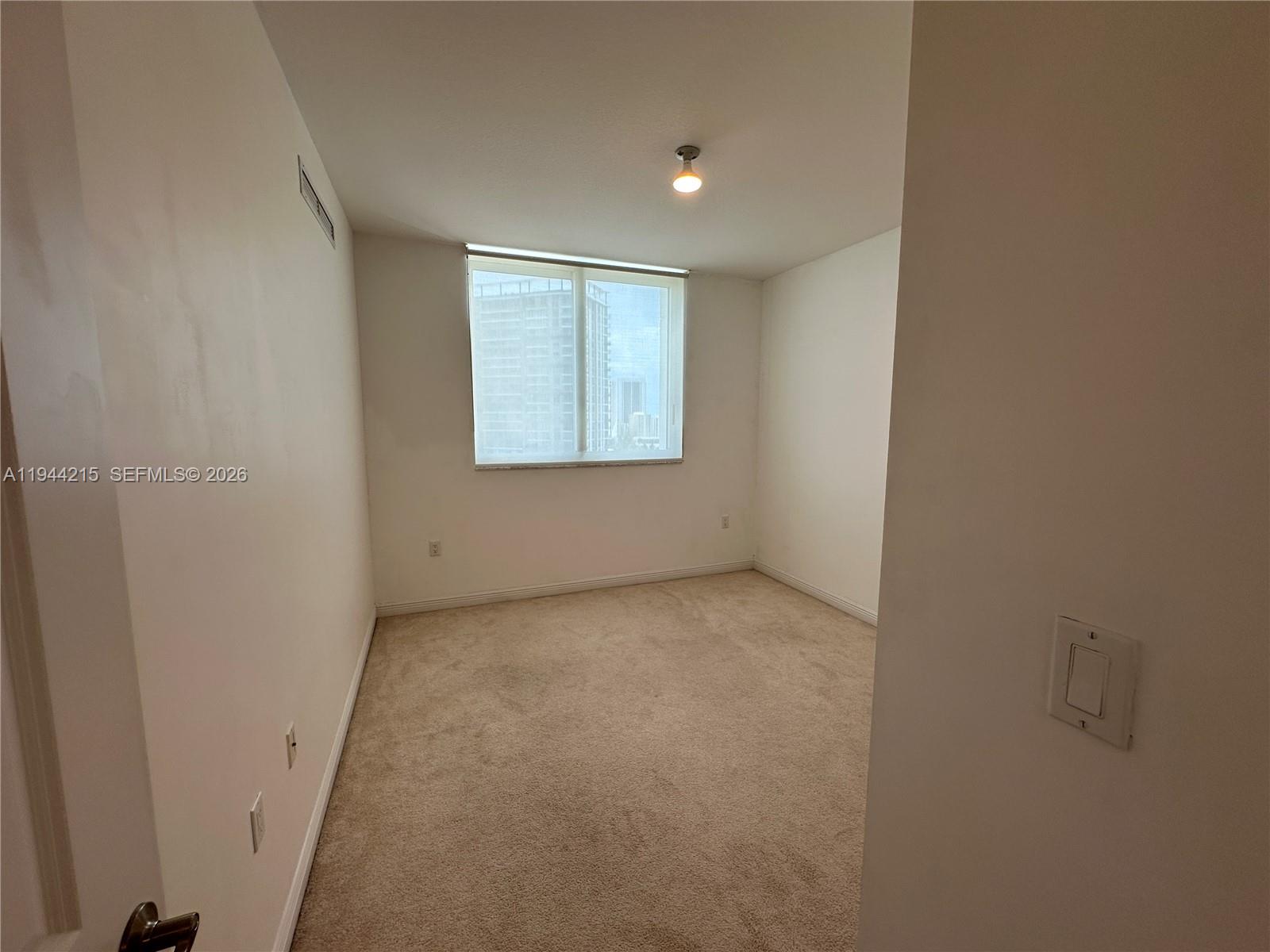 Фото 1755 Hallandale Beach Blvd  #1605E, Hallandale Beach, Florida, 33009 - 