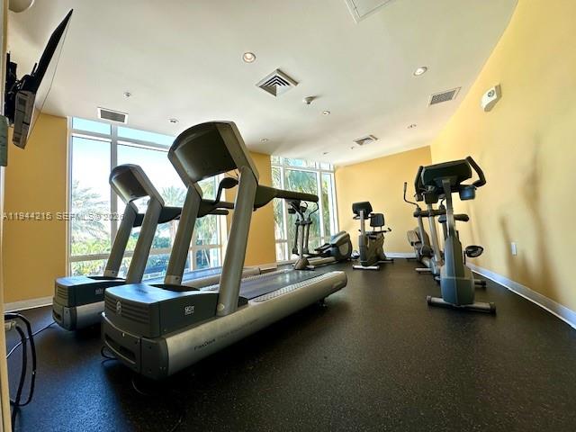 Фото 1755 Hallandale Beach Blvd  #1605E, Hallandale Beach, Florida, 33009 - 