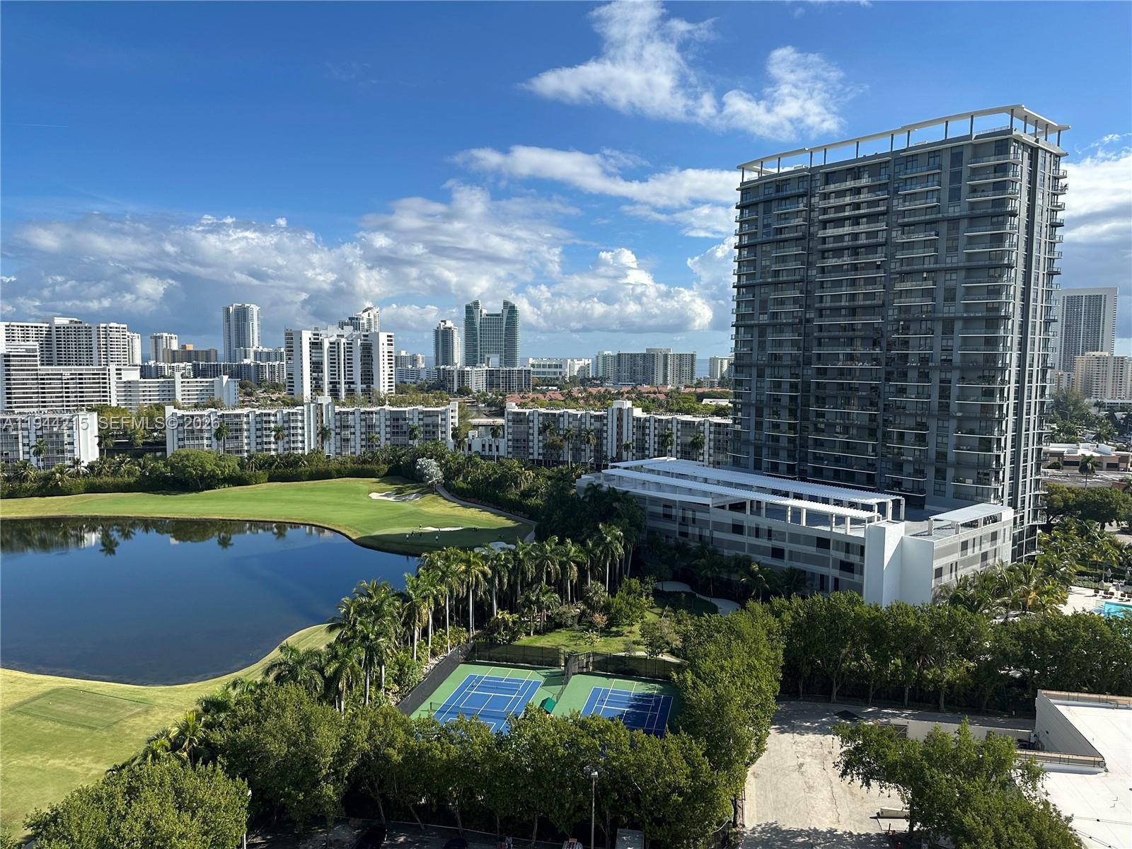 Фото 1755 Hallandale Beach Blvd  #1605E, Hallandale Beach, Florida, 33009 - 