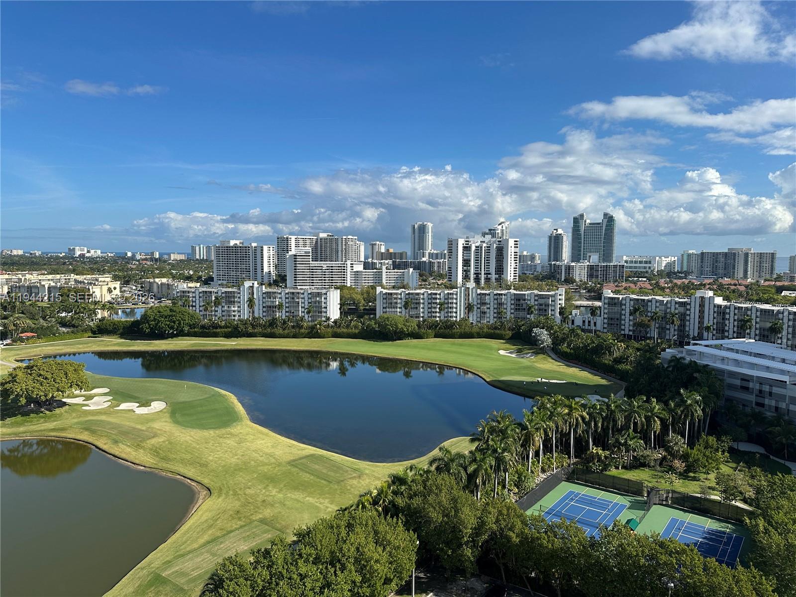 Фото 1755 Hallandale Beach Blvd  #1605E, Hallandale Beach, Florida, 33009 - 