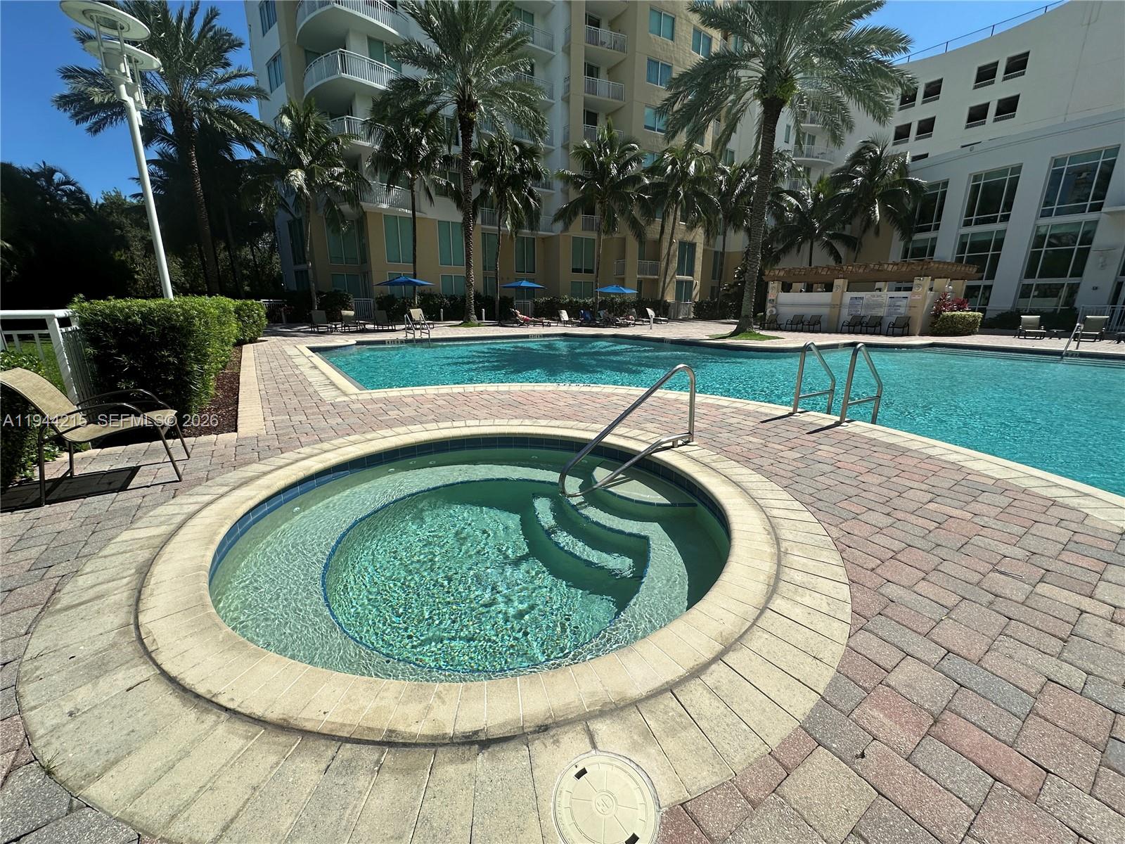 Фото 1755 Hallandale Beach Blvd  #1605E, Hallandale Beach, Florida, 33009 - 
