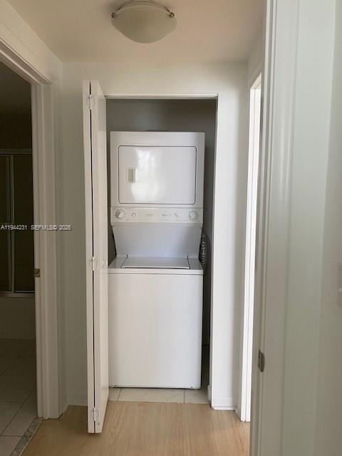 Photo of 2775 187 ST  #407, Aventura, Florida, 33180 - washer and dryer in the unit