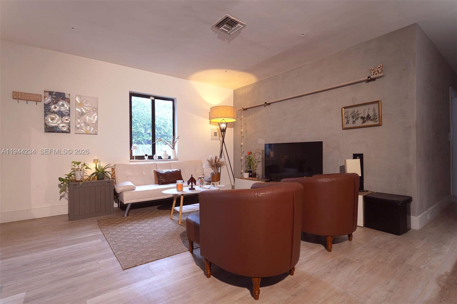 260 3 / 2 1304 sq. ft. $ 2026-01-13 0 Photo