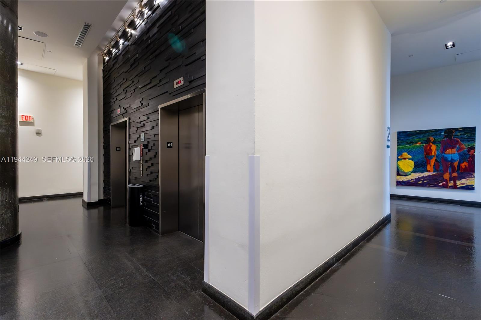 Подробнее CU6 / кв.футов $ 2026-01-13 0 Фото