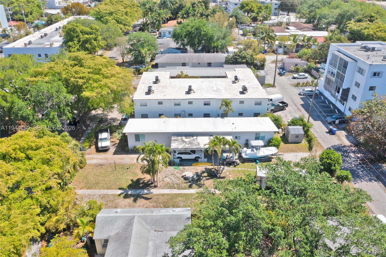   /   кв.футов $ 2026-01-13 0 Фото