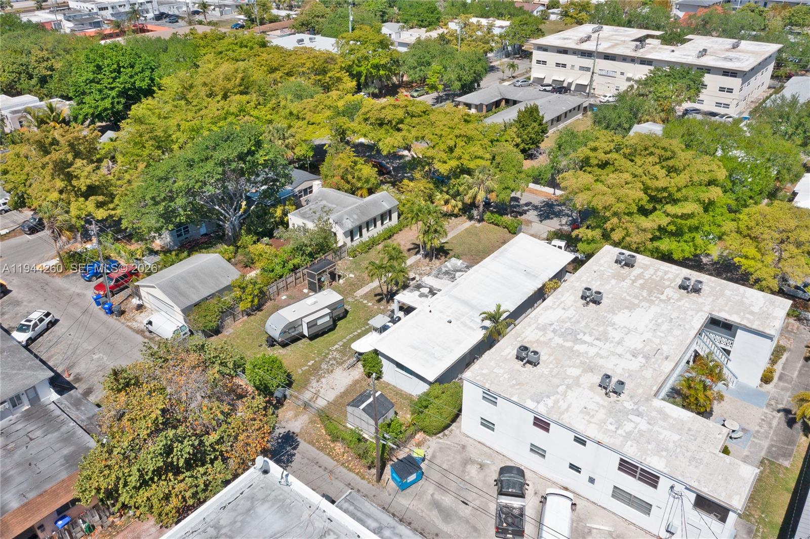   /   кв.футов $ 2026-01-13 0 Фото