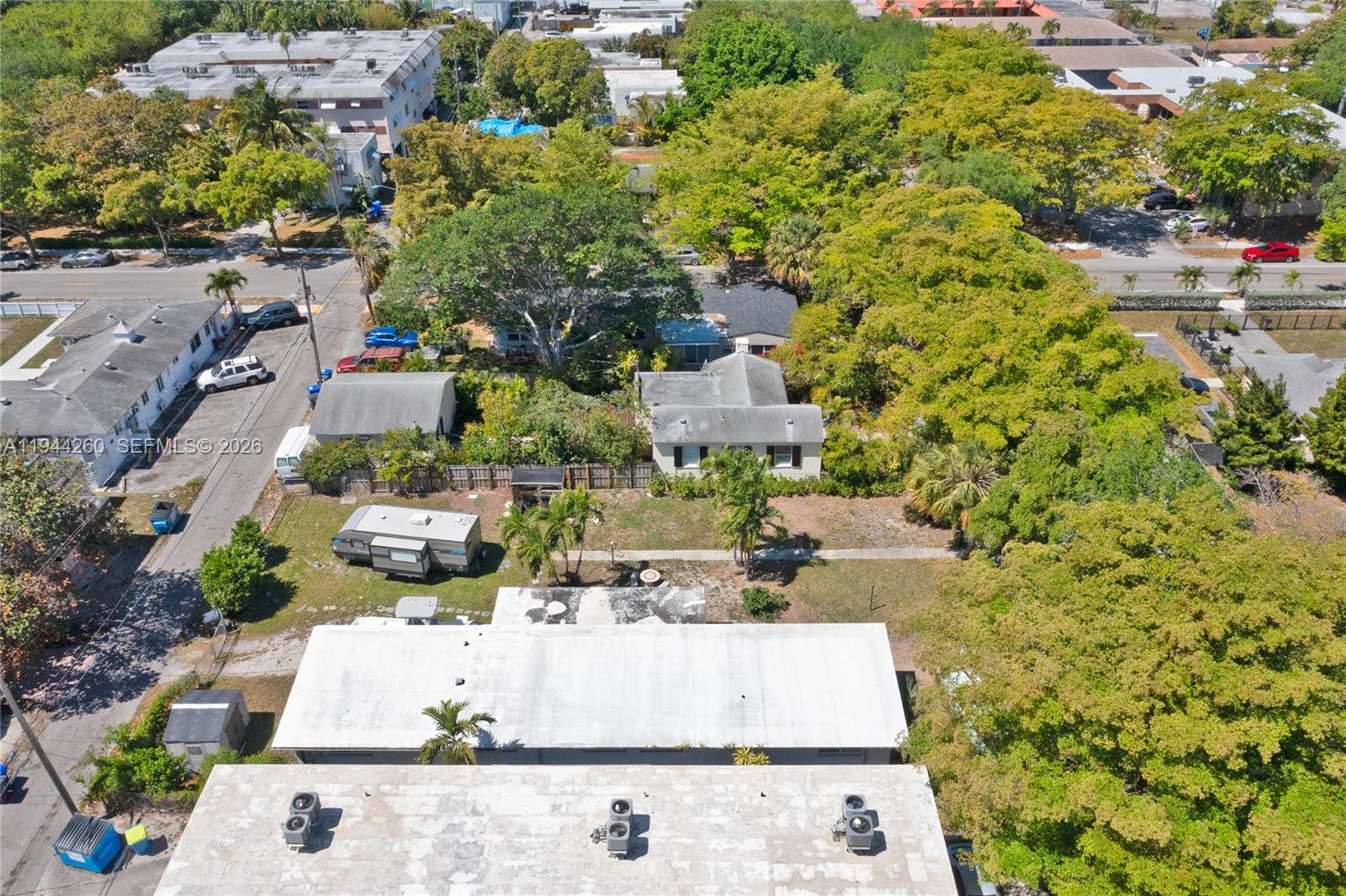   /   кв.футов $ 2026-01-13 0 Фото