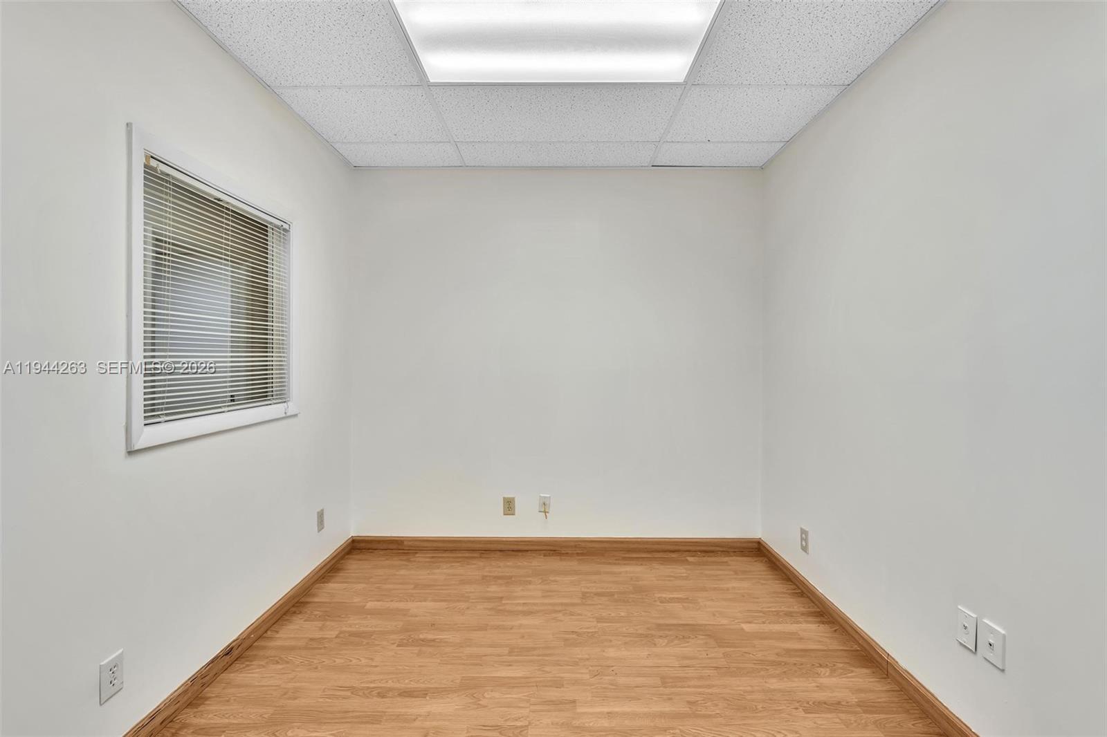 102  /   sq. ft. $ 2026-01-13 0 Photo