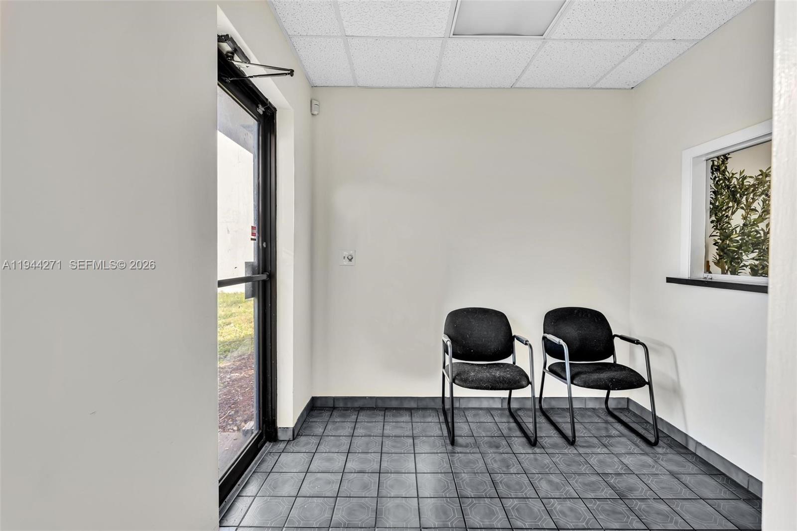 103  /   sq. ft. $ 2026-01-13 0 Photo