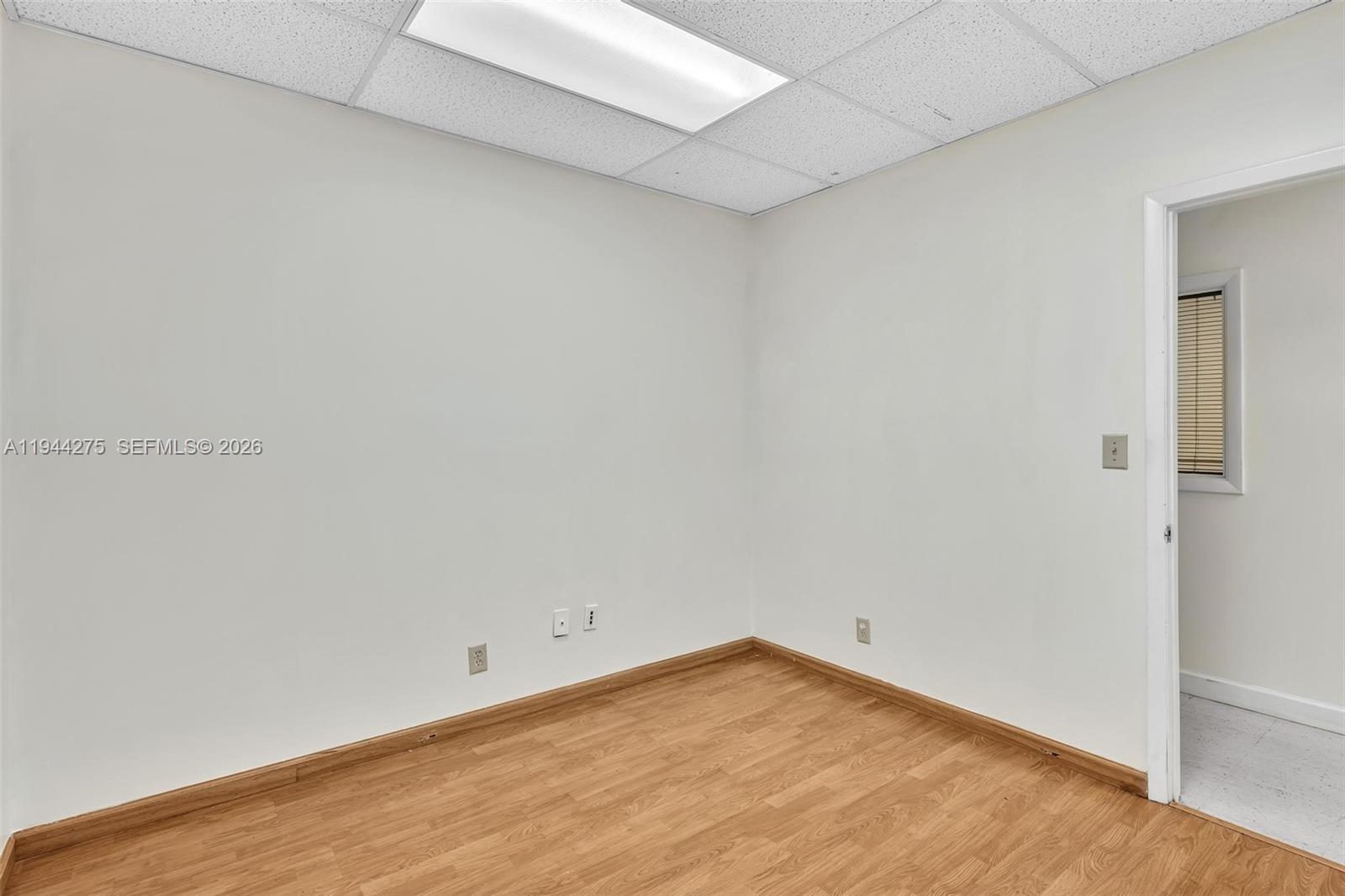 104  /   sq. ft. $ 2026-01-13 0 Photo