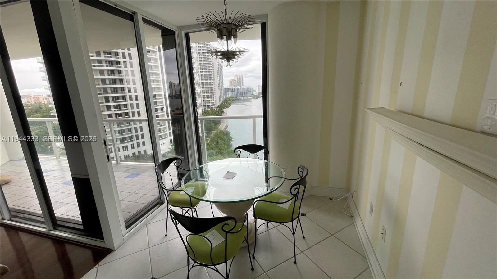 See details 1105 1 / 2 1235 sq. ft. $ 2026-02-13 0 Photo