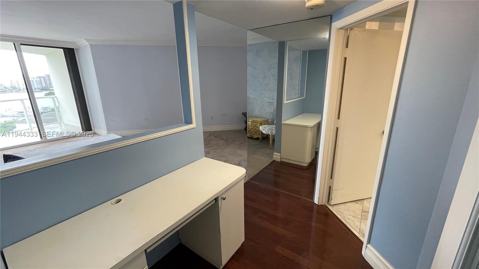 See details 1105 1 / 2 1235 sq. ft. $ 2026-02-13 0 Photo