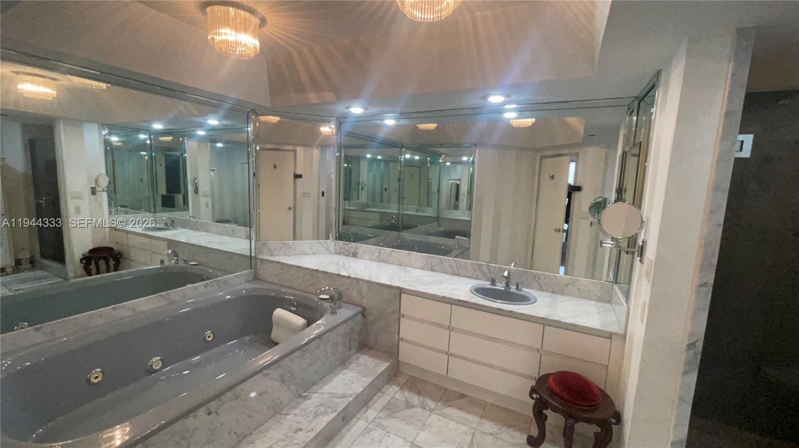 See details 1105 1 / 2 1235 sq. ft. $ 2026-02-13 0 Photo