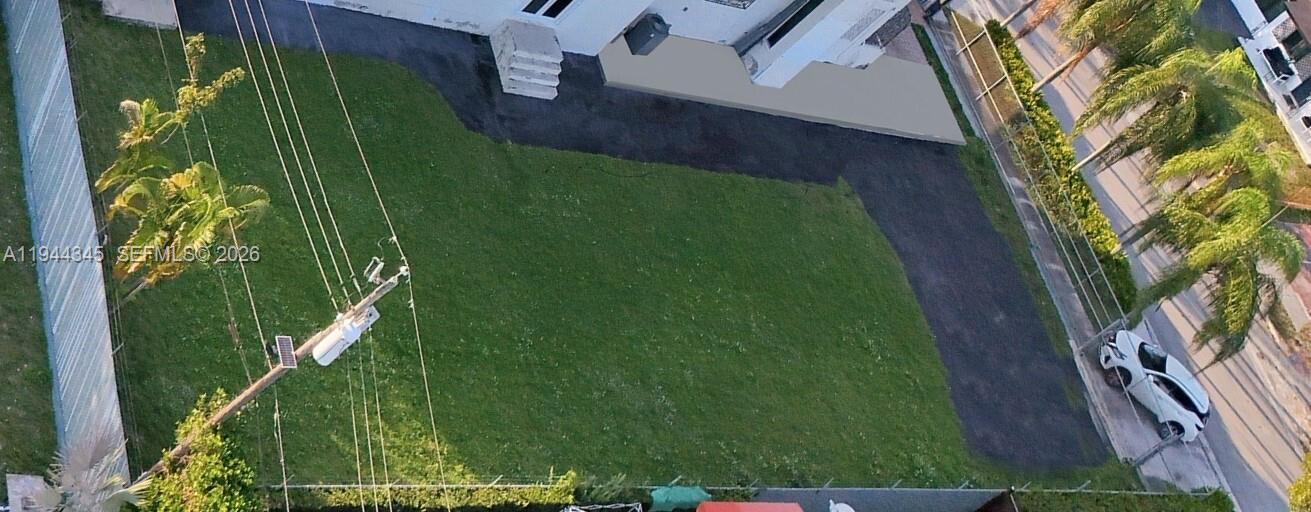   /   кв.футов $ 2026-01-13 0 Фото