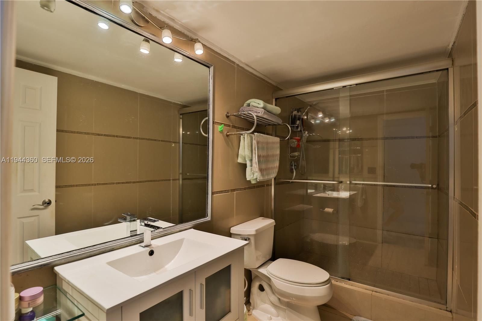 Photo of 19380 Collins Ave  #726, Sunny Isles Beach, Florida, 33160 - 