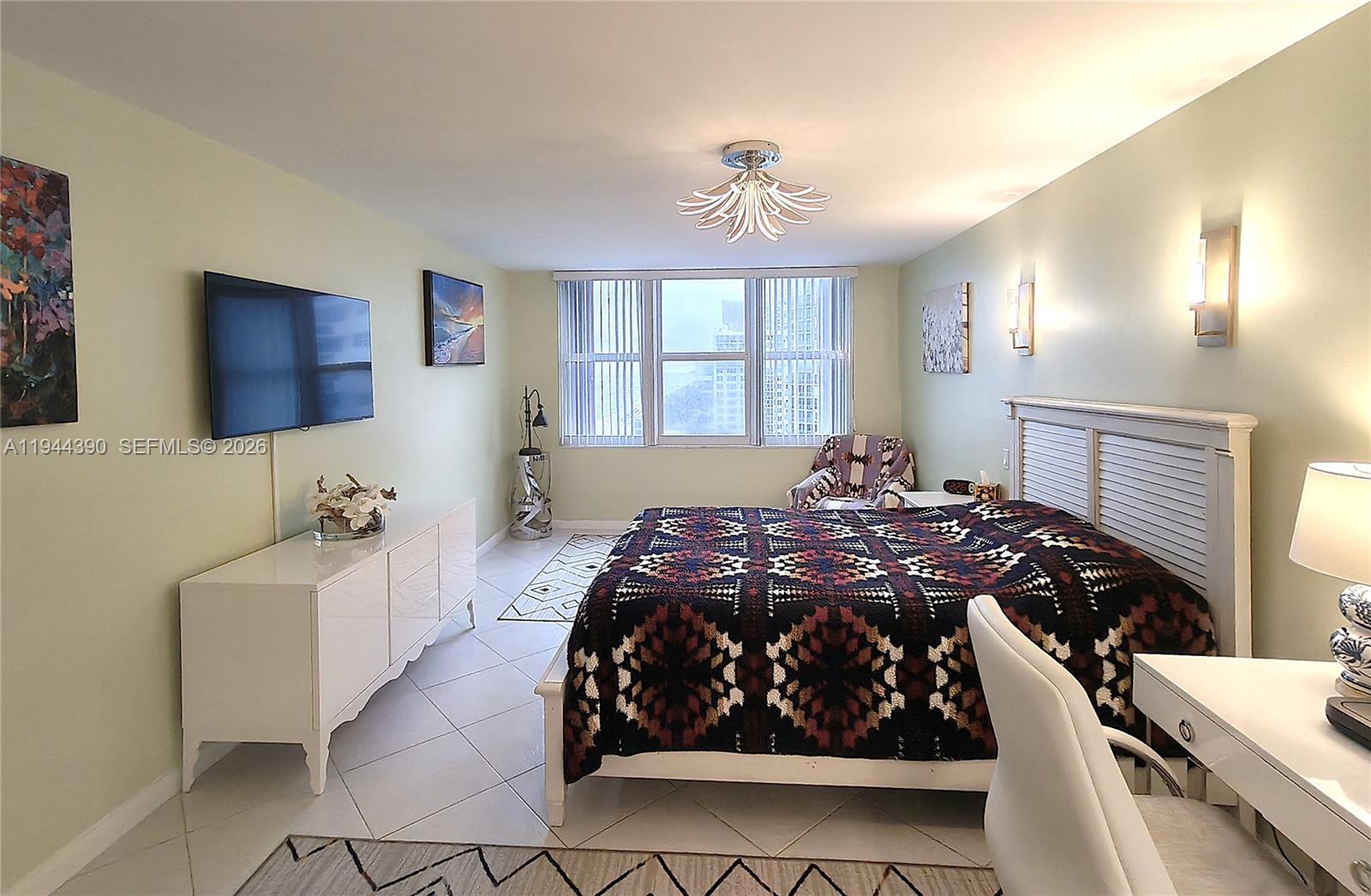 Photo of 2751 Ocean Dr  #1106S, Hollywood, Florida, 33019 - 