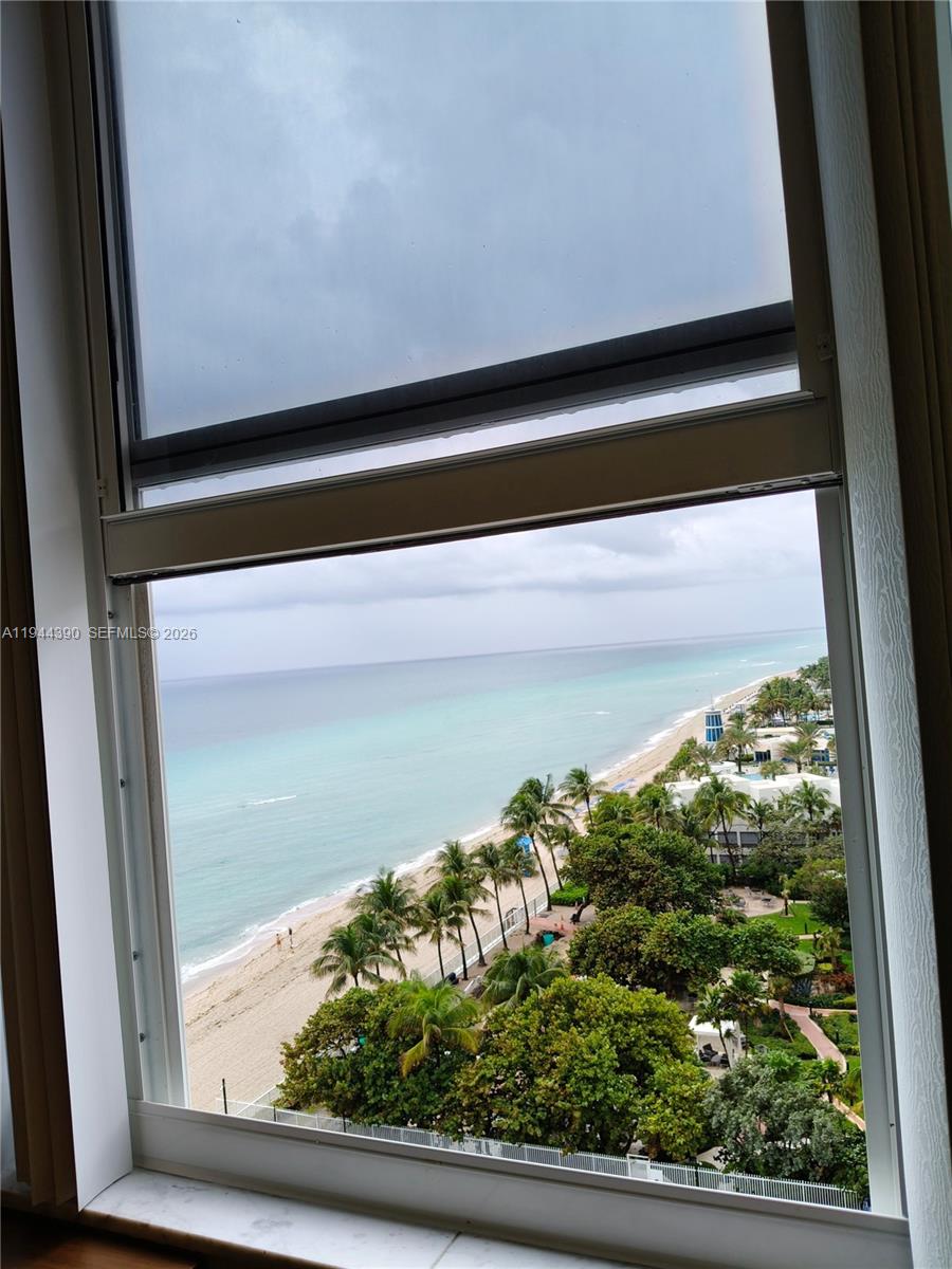 Photo of 2751 Ocean Dr  #1106S, Hollywood, Florida, 33019 - 