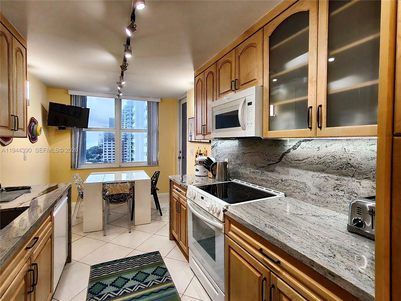 Photo of 2751 Ocean Dr  #1106S, Hollywood, Florida, 33019 - 