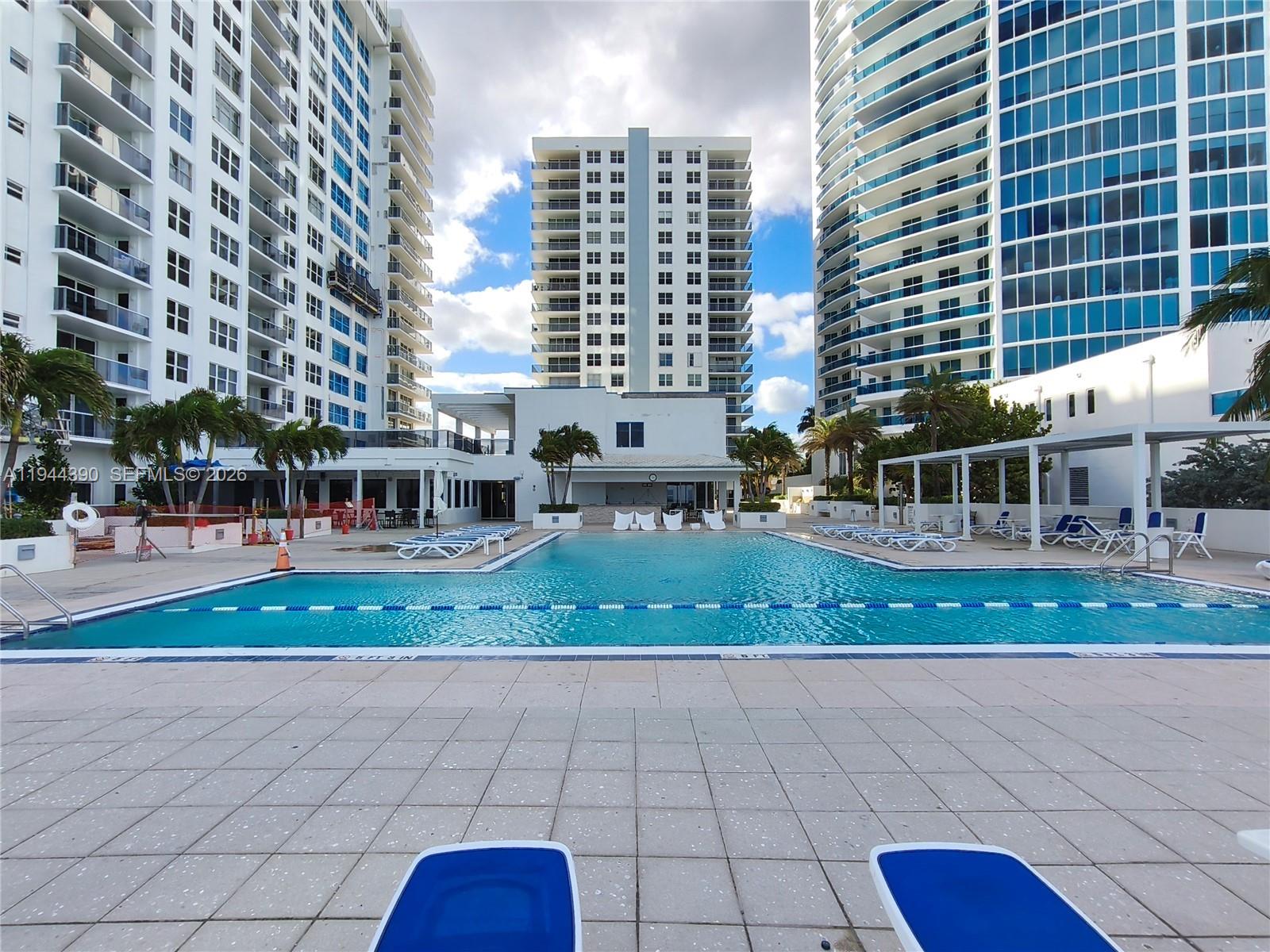 Photo of 2751 Ocean Dr  #1106S, Hollywood, Florida, 33019 - 