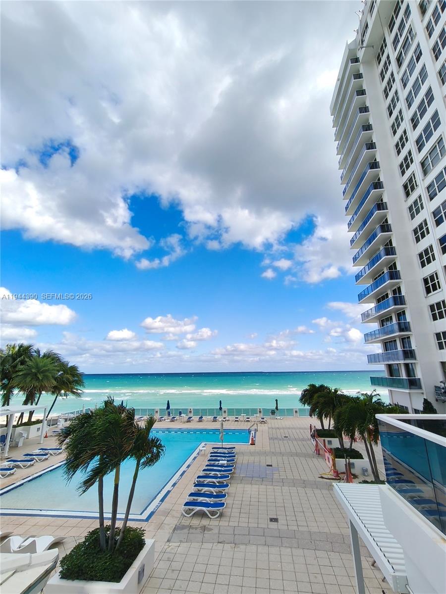 Photo of 2751 Ocean Dr  #1106S, Hollywood, Florida, 33019 - 